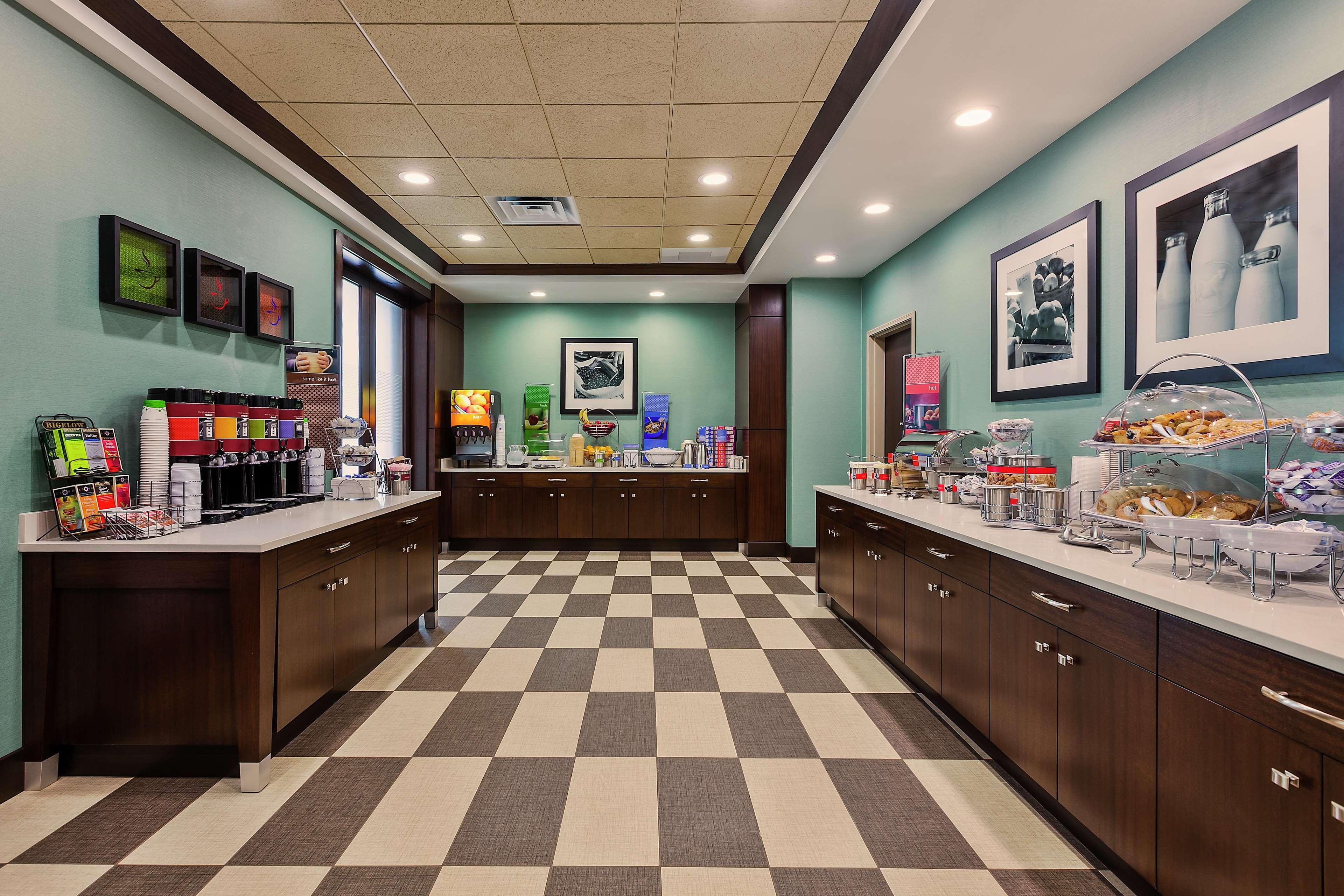 Hampton Inn & Suites Bend Zewnętrze zdjęcie