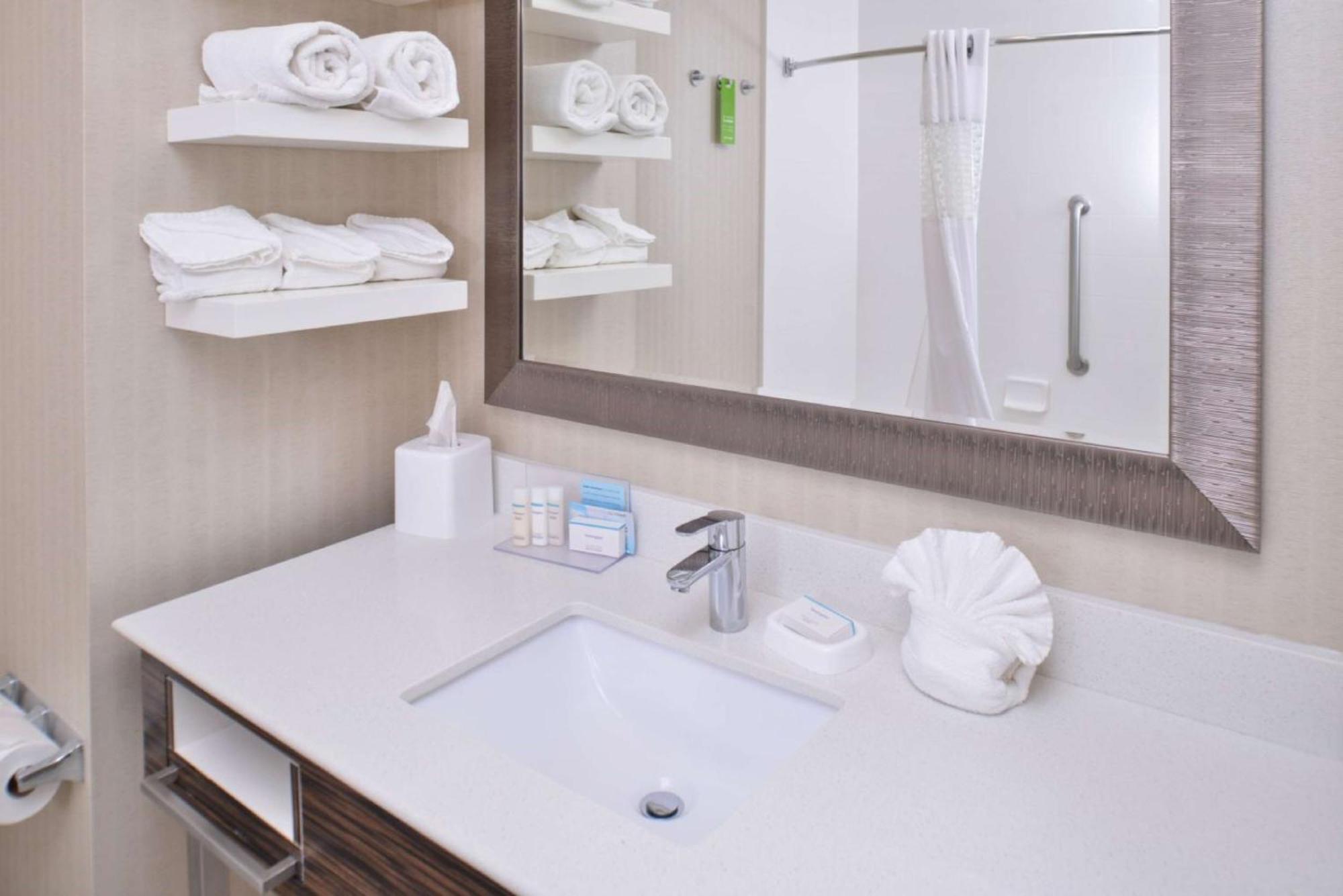 Hampton Inn & Suites Bend Zewnętrze zdjęcie