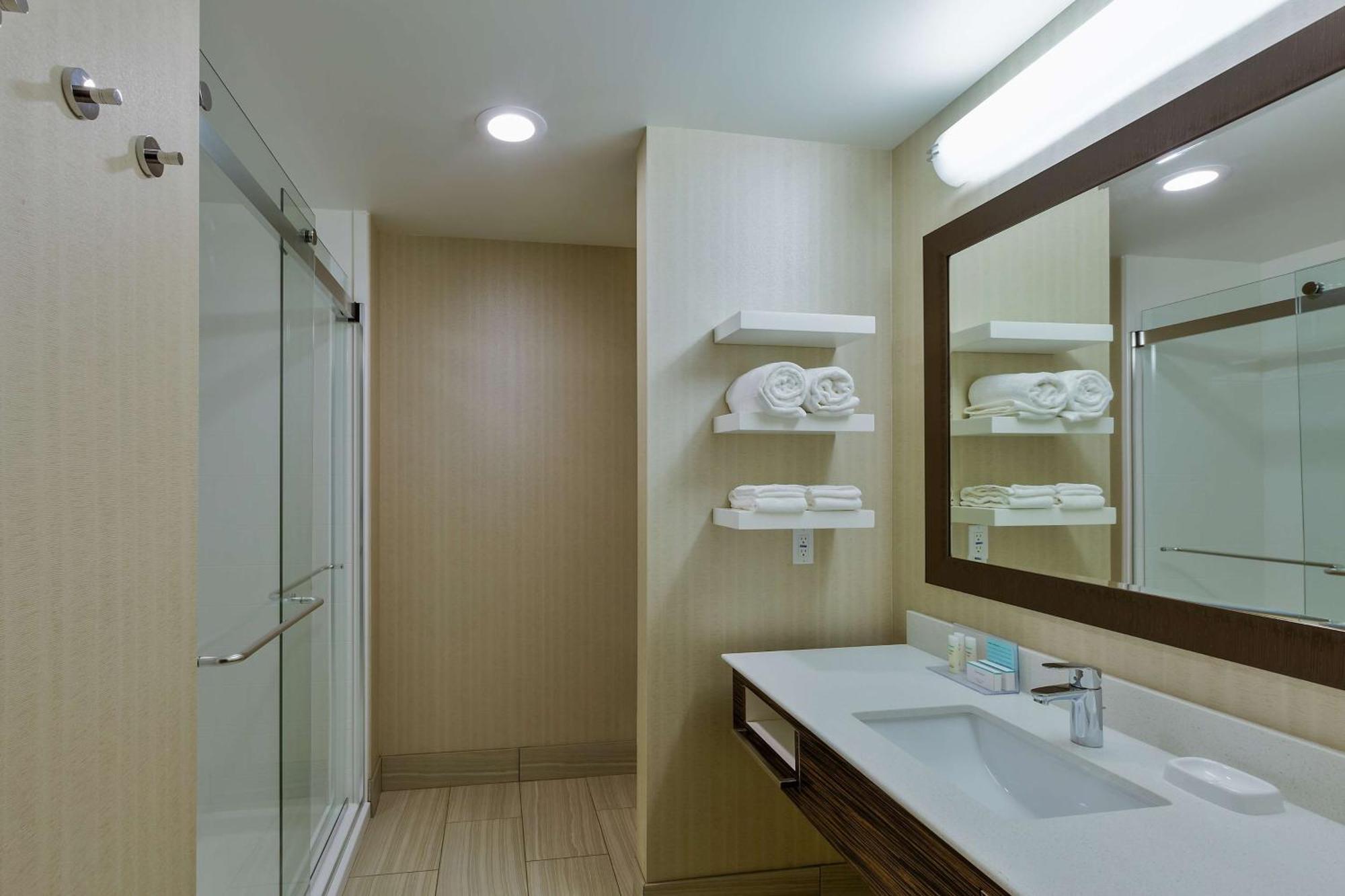 Hampton Inn & Suites Bend Zewnętrze zdjęcie