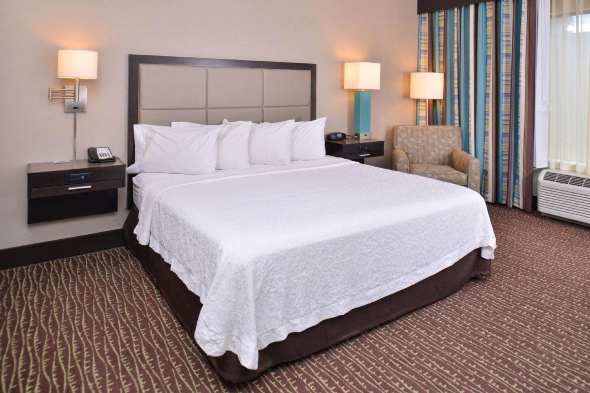 Hampton Inn & Suites Bend Zewnętrze zdjęcie